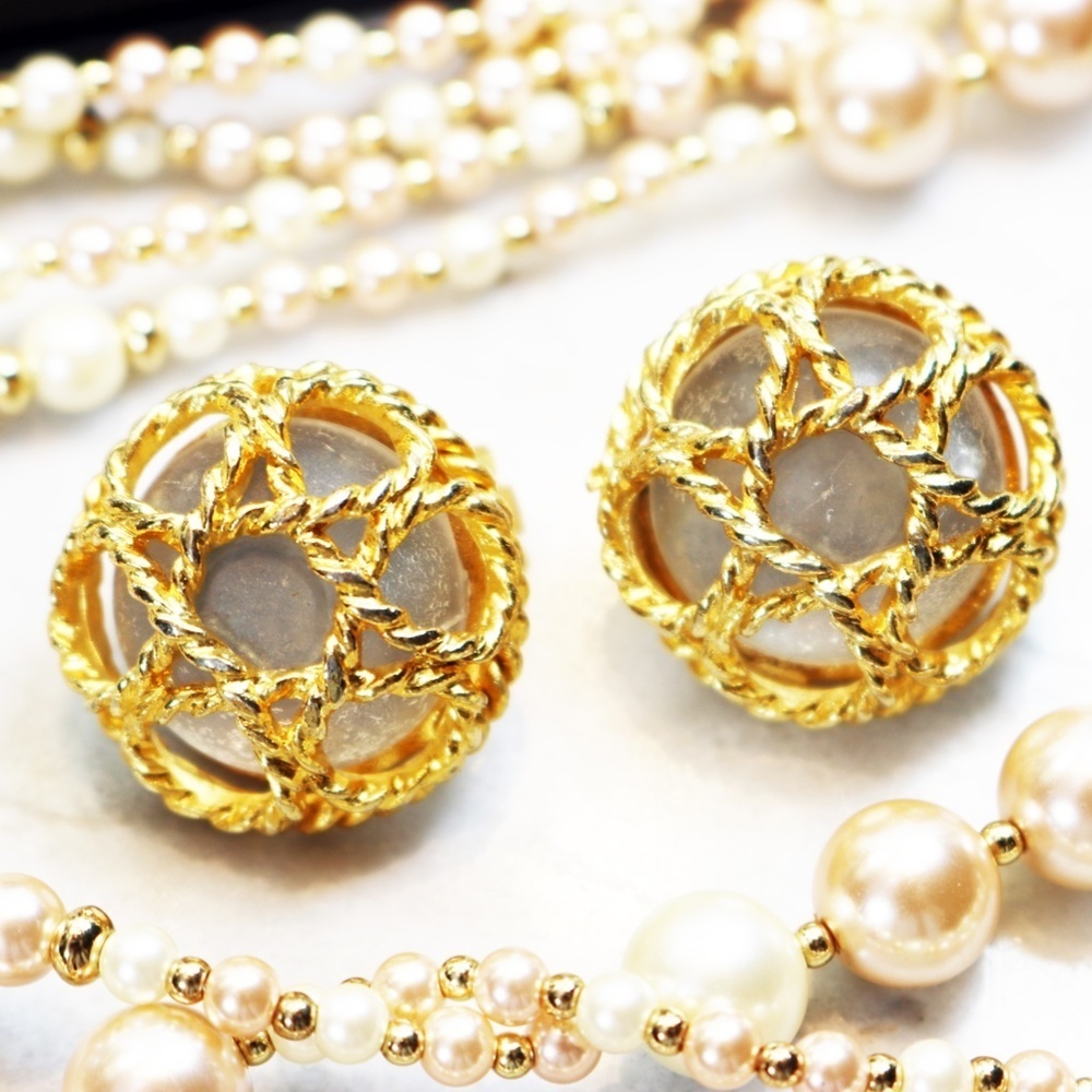 ⚜️ Vintage Paolo Gucci Gold Stars with Caged Moon Stone Earrings - Picture 6 of 16